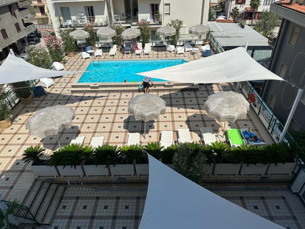 Hotel Costa Verde بينيتو المظهر الخارجي الصورة